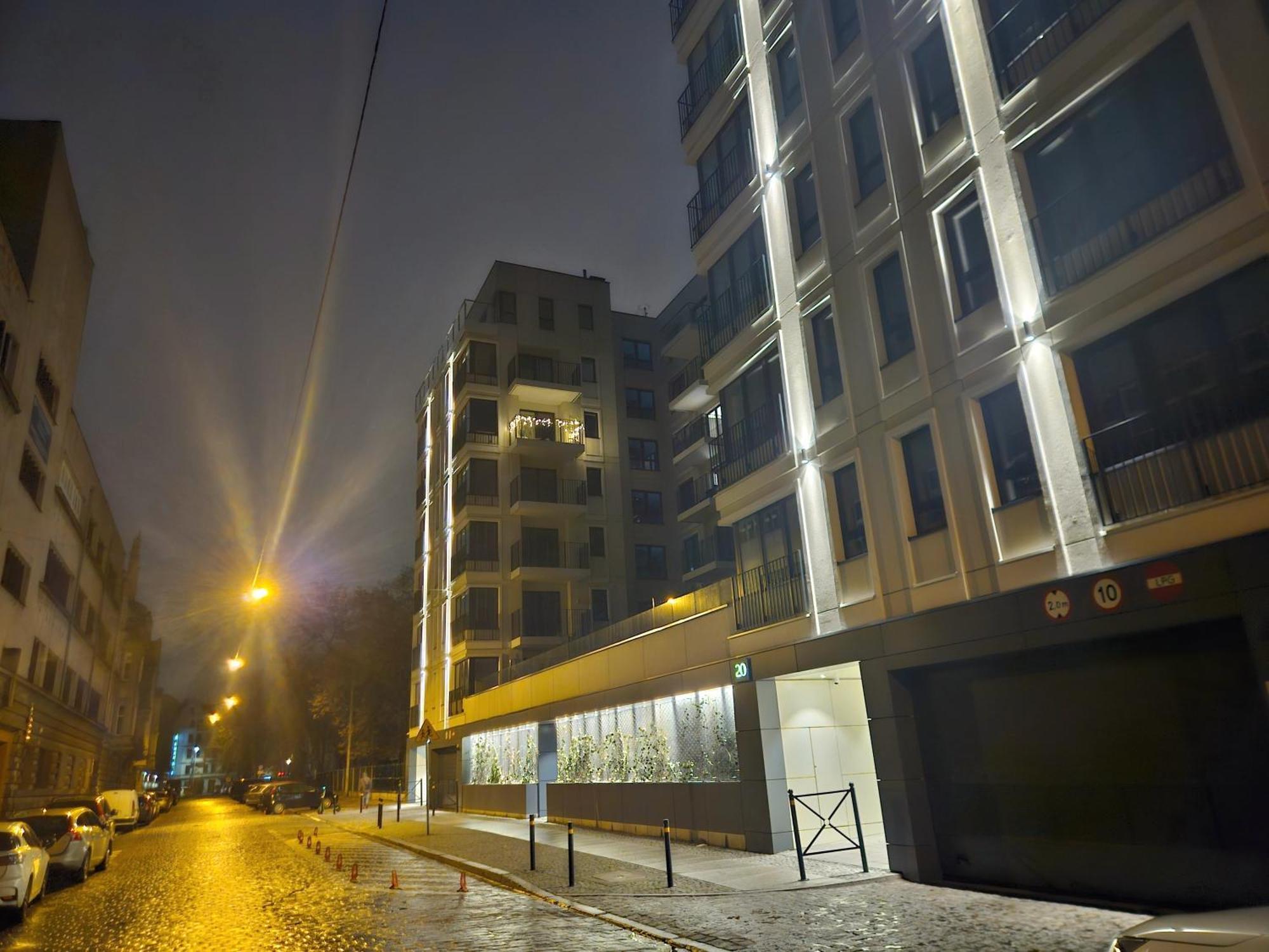 Harry'S Apartment/Centrum/Parking Wroclaw Exterior photo